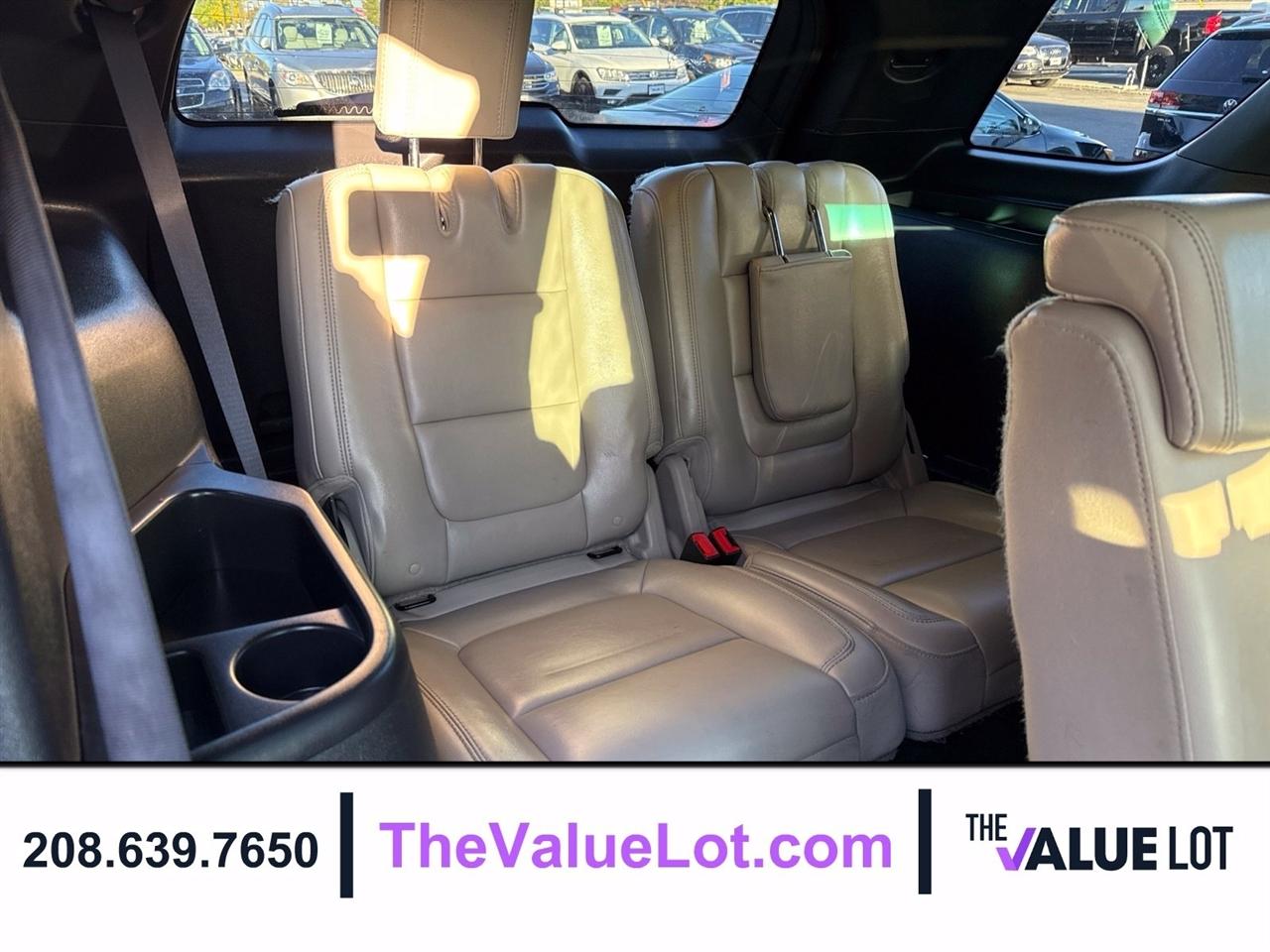 Ford Explorer photo 19