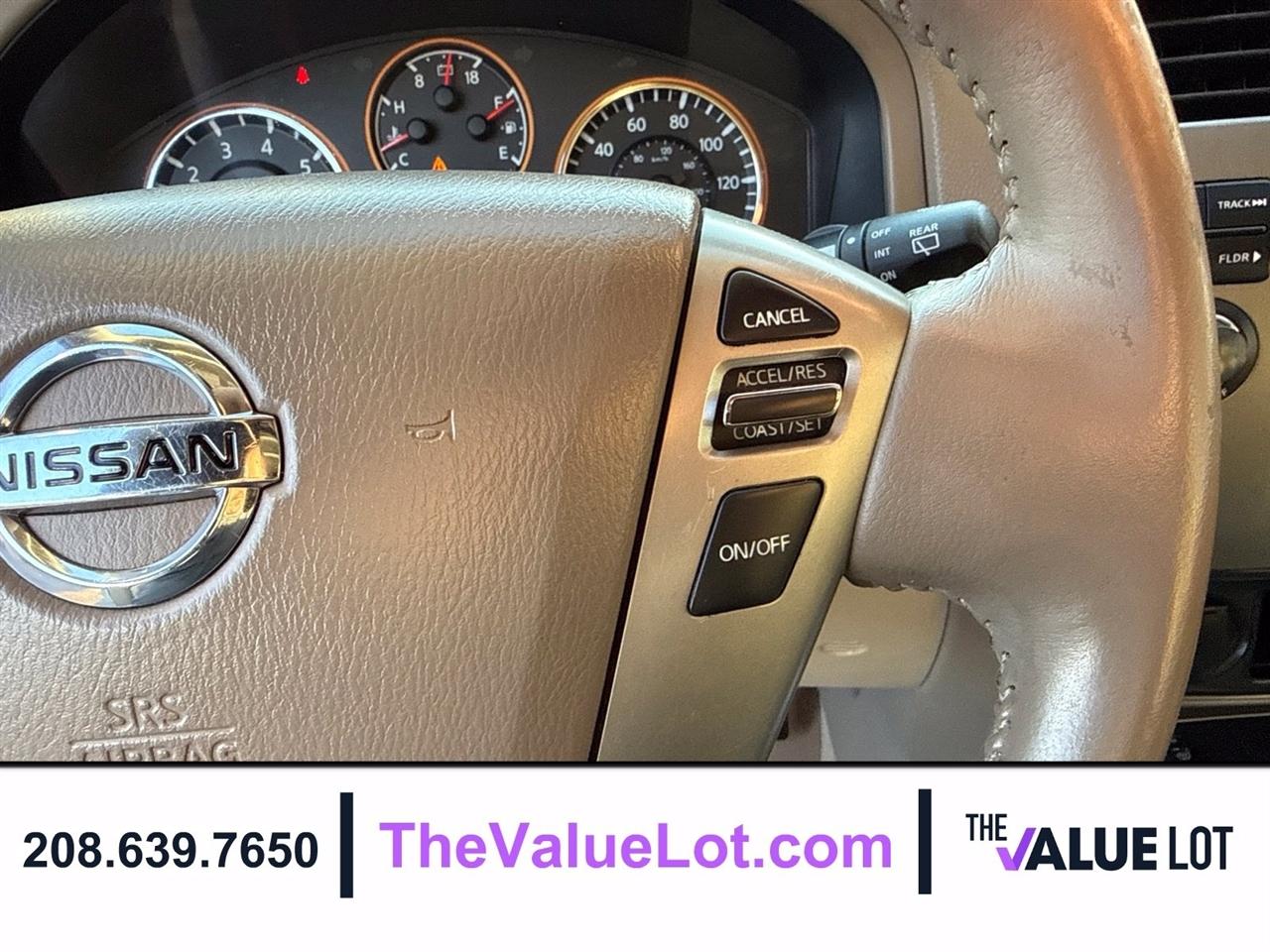 Nissan Armada  2013