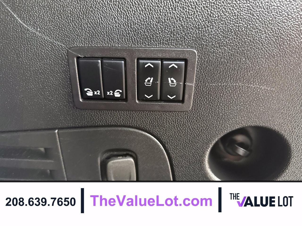 Chevrolet Tahoe photo 24