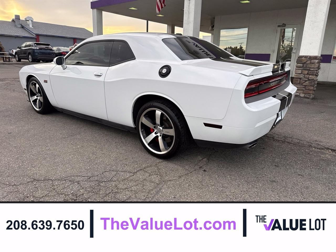 Dodge Challenger  2012