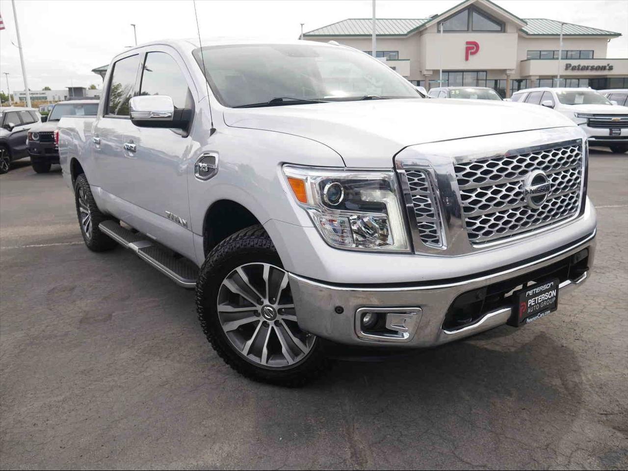 Nissan Titan  2017