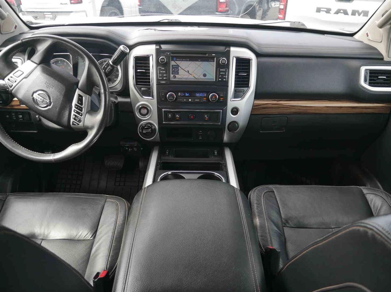 Nissan Titan  2017