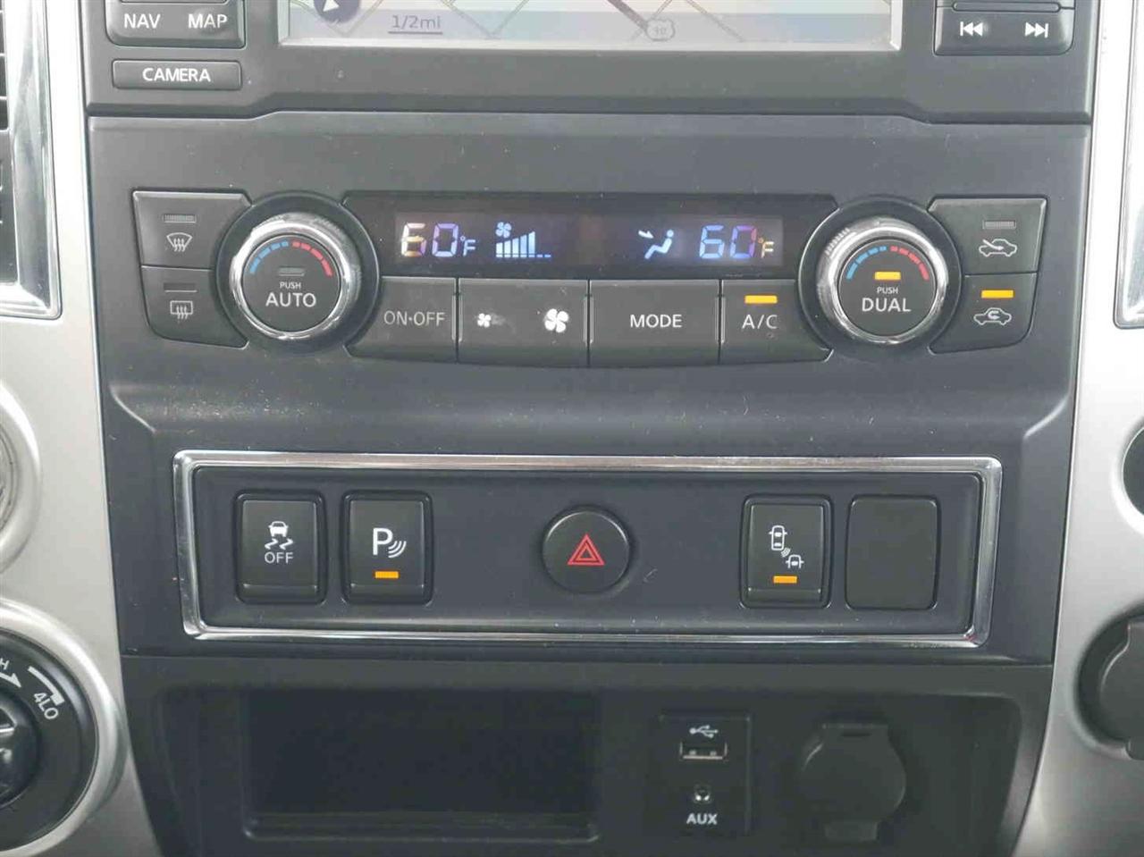 Nissan Titan  2017