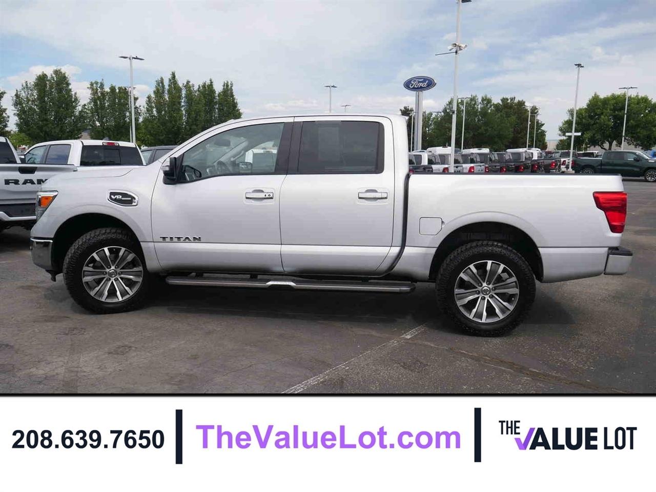 Nissan Titan  2017