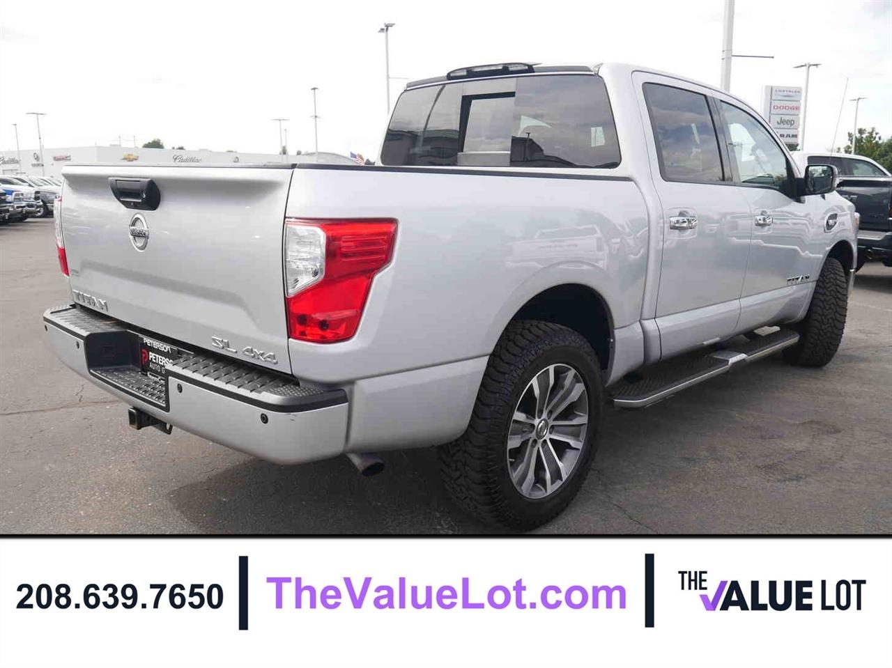 Nissan Titan  2017