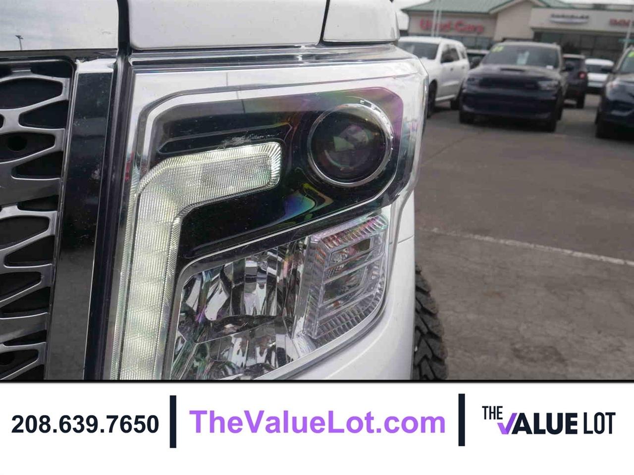 Nissan Titan  2017