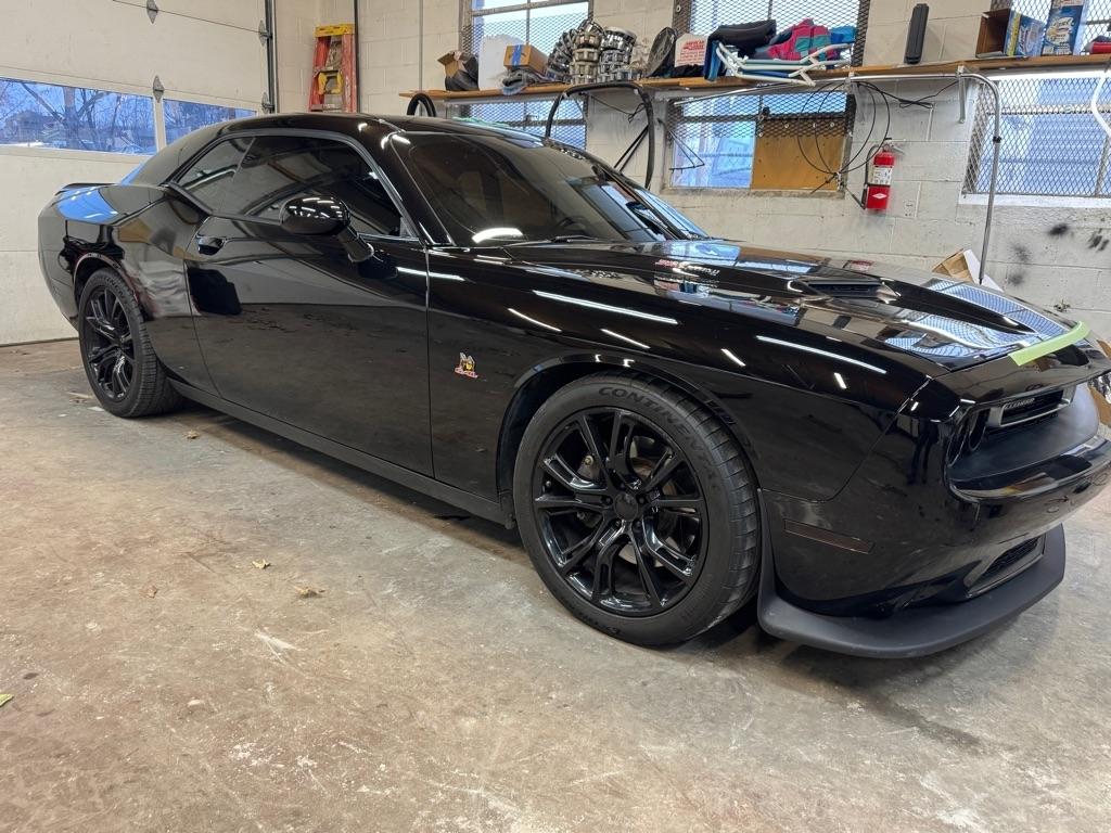 2016 Dodge Challenger R/T SCAT PACK