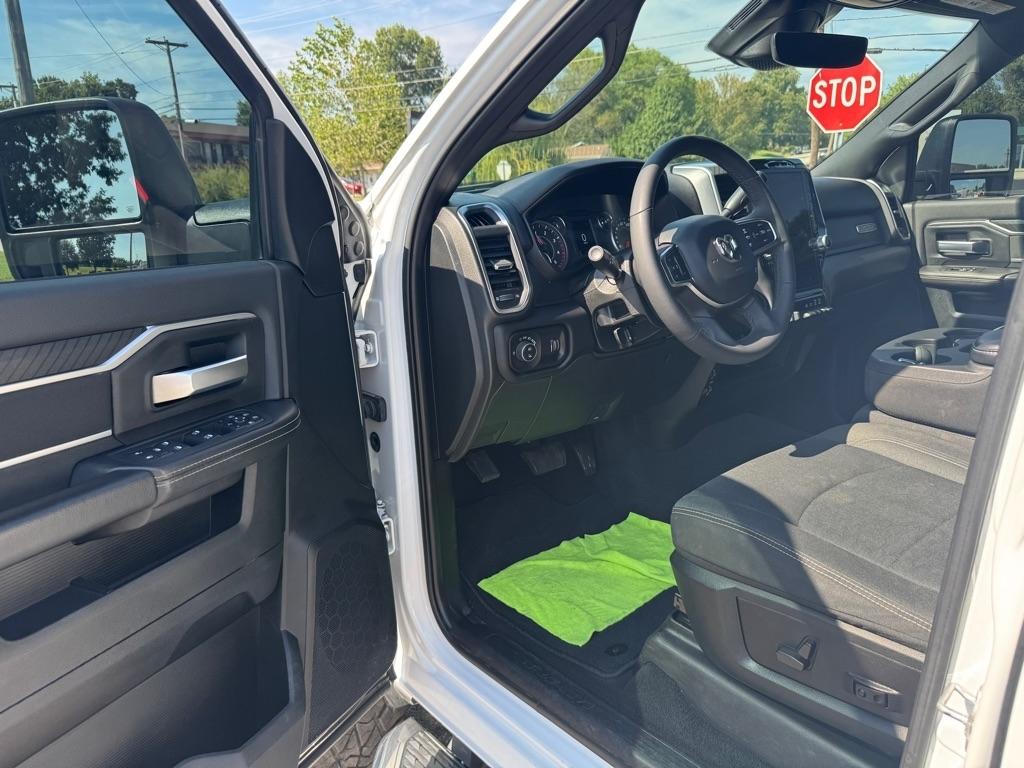 2025 RAM Ram 2500 Pickup Big Horn - Photo 12
