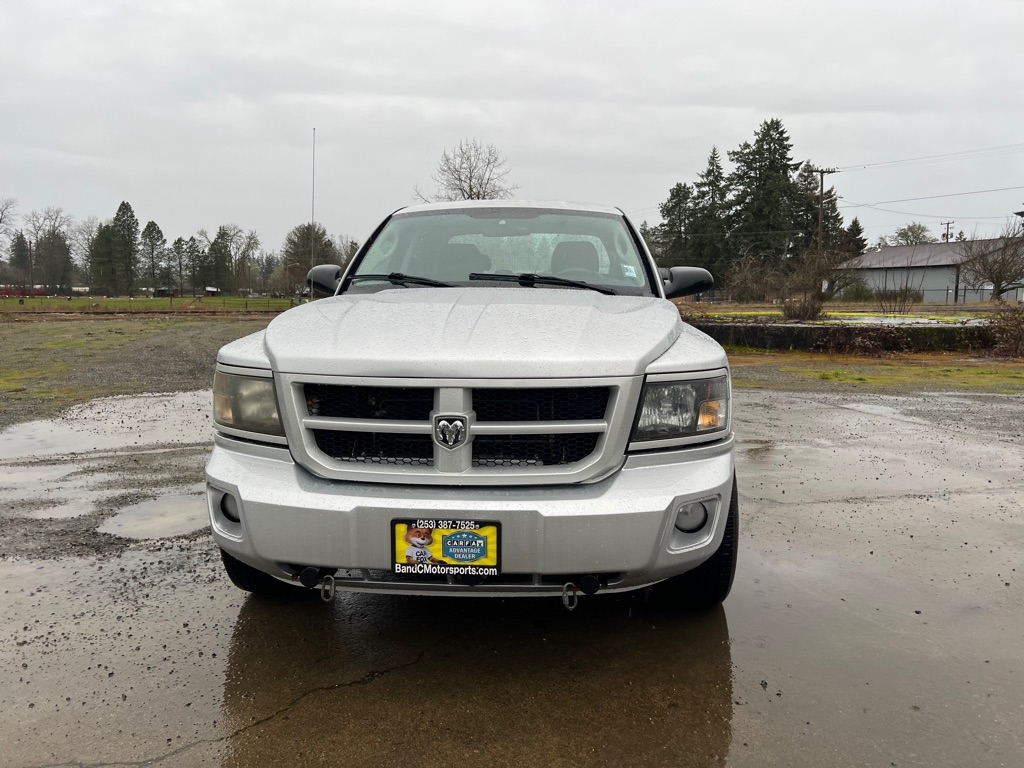 Dodge Dakota 4WD Crew Cab Bighorn/Lonestar 2011
