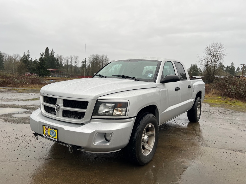 Dodge Dakota 4WD Crew Cab Bighorn/Lonestar 2011
