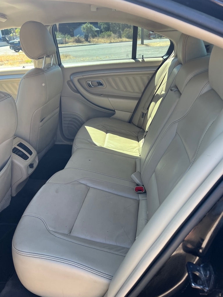 Ford Taurus SEL FWD 2017