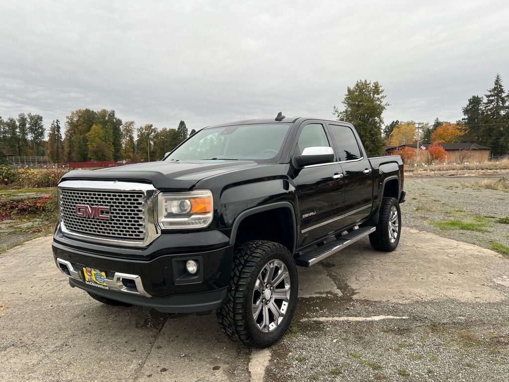 GMC Sierra 1500 2WD Crew Cab 143.5" Denali 2015