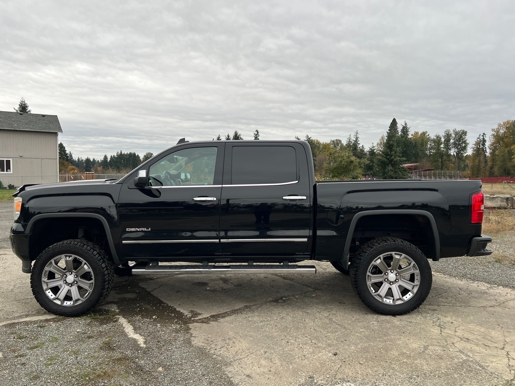 GMC Sierra 1500 2WD Crew Cab 143.5" Denali 2015