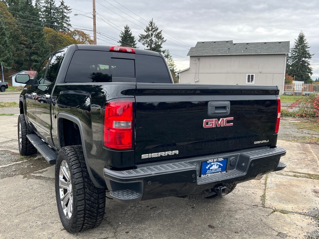 GMC Sierra 1500 2WD Crew Cab 143.5" Denali 2015