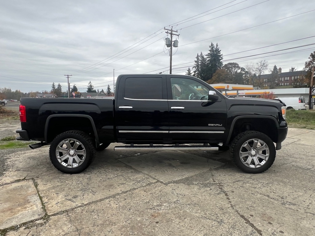 GMC Sierra 1500 2WD Crew Cab 143.5" Denali 2015