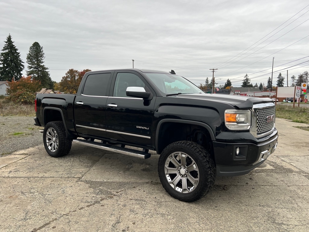GMC Sierra 1500 2WD Crew Cab 143.5" Denali 2015