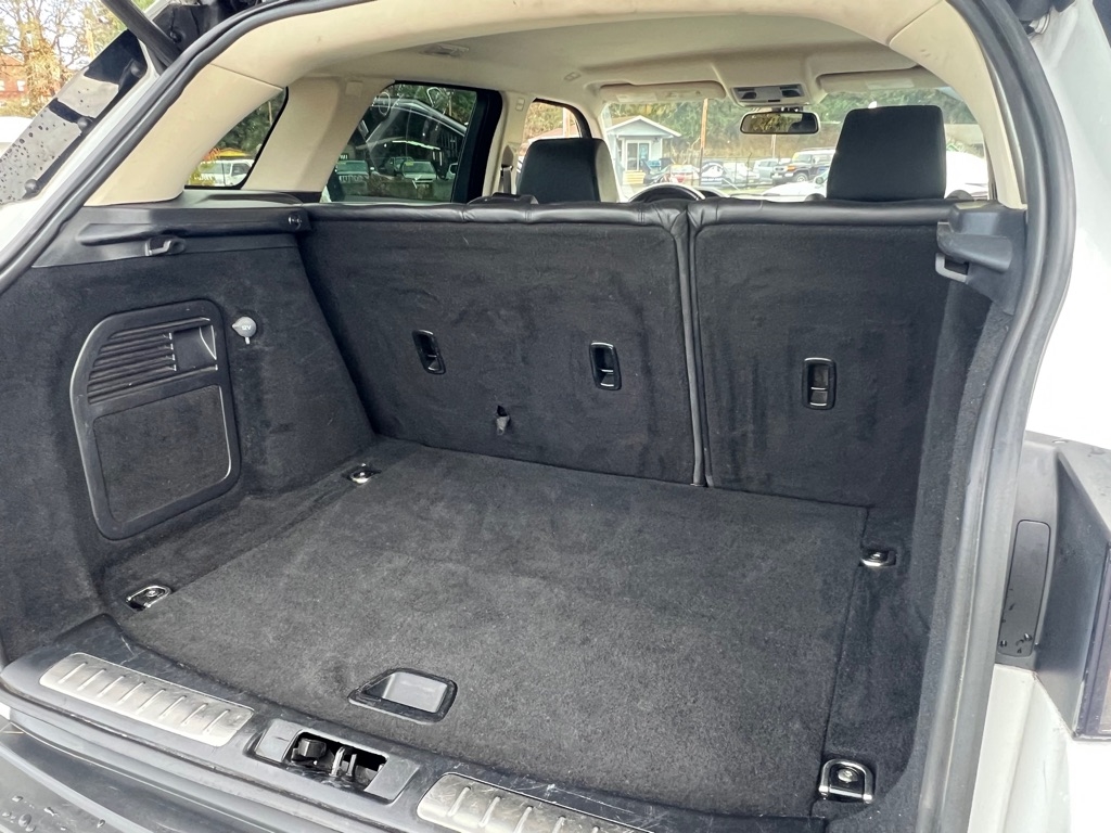 Land Rover Range Rover Evoque 5dr HB Pure Plus 2012