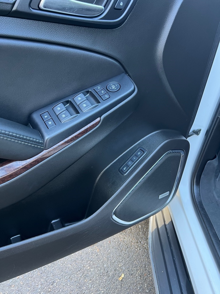 GMC Yukon 4WD 4dr SLT 2018