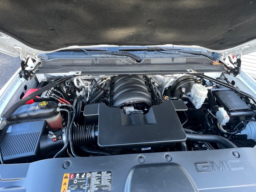 GMC Yukon 4WD 4dr SLT 2018