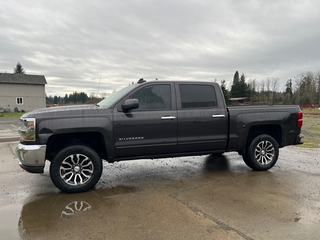 Chevrolet Silverado 1500 2WD Crew Cab 143.5" LT w/1LT 2016
