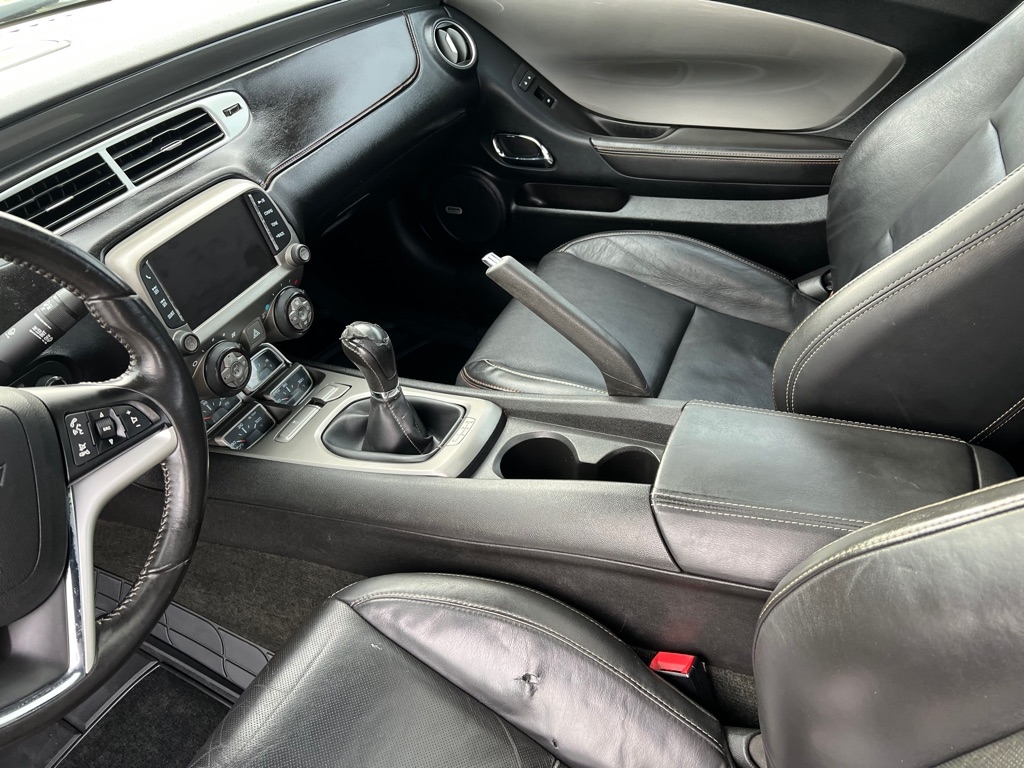 Chevrolet Camaro 2dr Cpe RS 2013