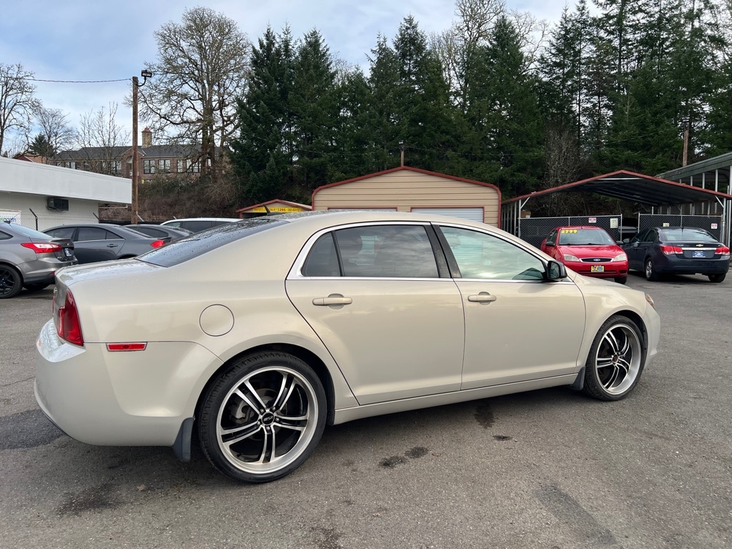 Chevrolet Malibu 4dr Sdn LS w/1LS 2011