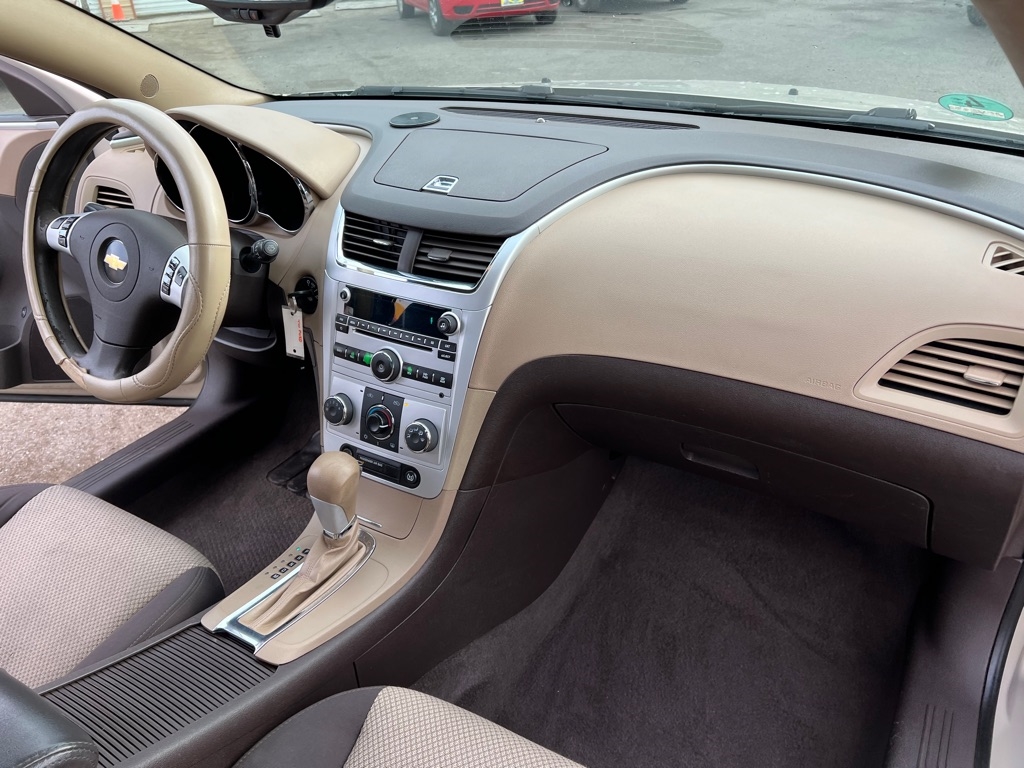 Chevrolet Malibu 4dr Sdn LS w/1LS 2011