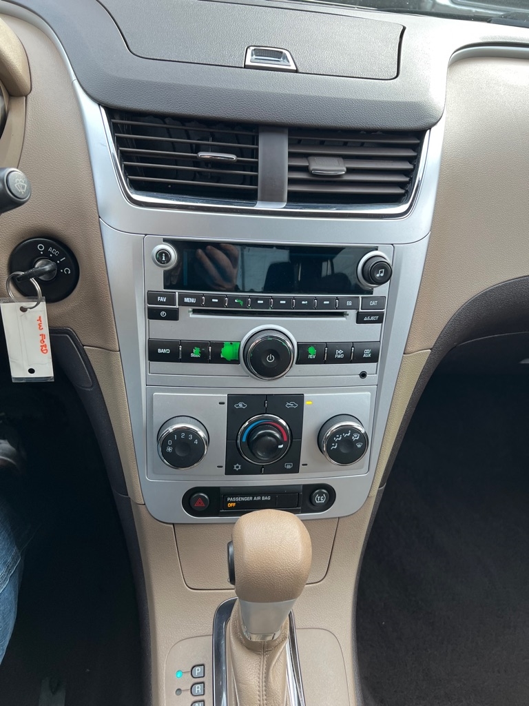 Chevrolet Malibu 4dr Sdn LS w/1LS 2011