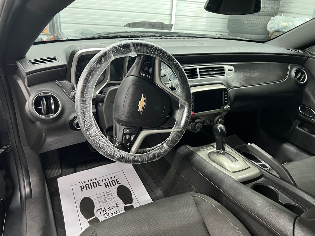 Chevrolet Camaro 2dr Cpe LT w/1LT 2013