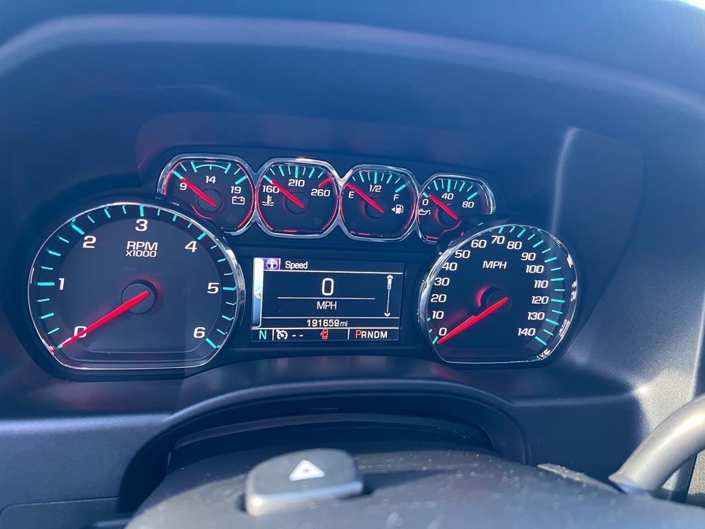 Chevrolet Silverado 1500 4WD Crew Cab 153.0" LTZ w/1LZ 2016