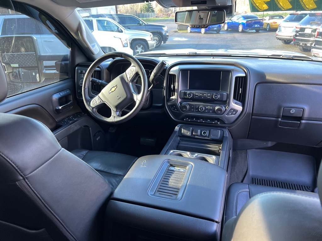 Chevrolet Silverado 1500 4WD Crew Cab 153.0" LTZ w/1LZ 2016