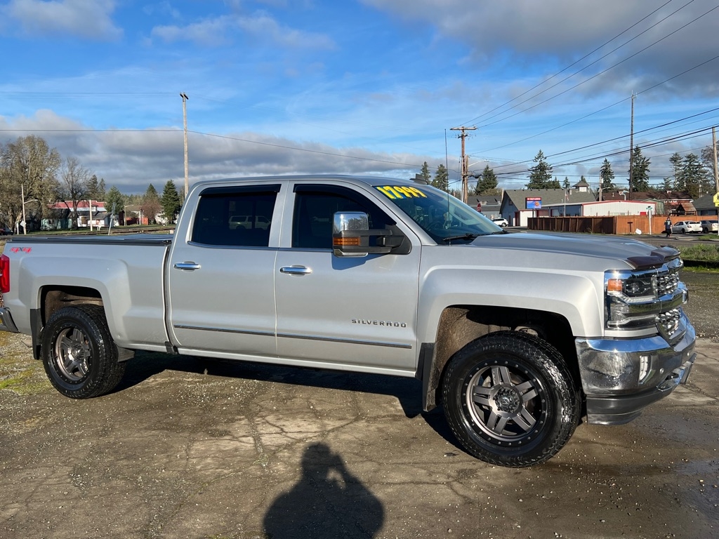 Chevrolet Silverado 1500 4WD Crew Cab 153.0" LTZ w/1LZ 2016