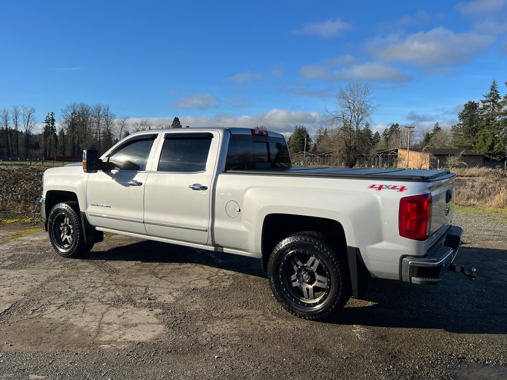 Chevrolet Silverado 1500 4WD Crew Cab 153.0" LTZ w/1LZ 2016