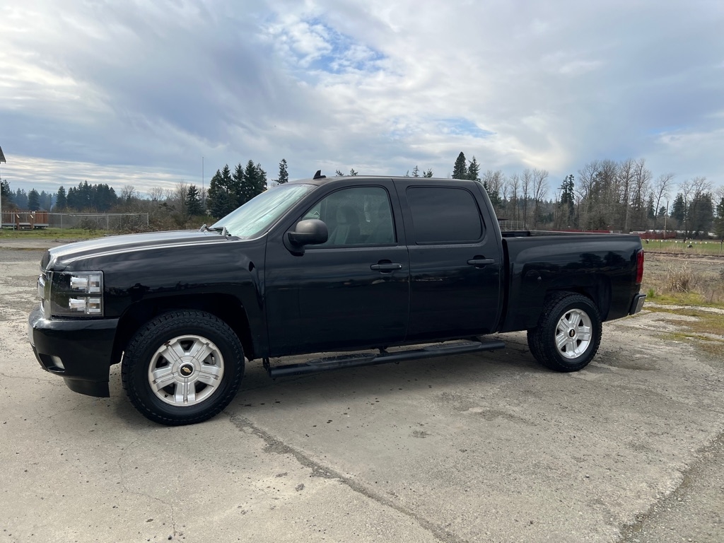 Chevrolet Silverado 1500 4WD Crew Cab 143.5" LT 2009