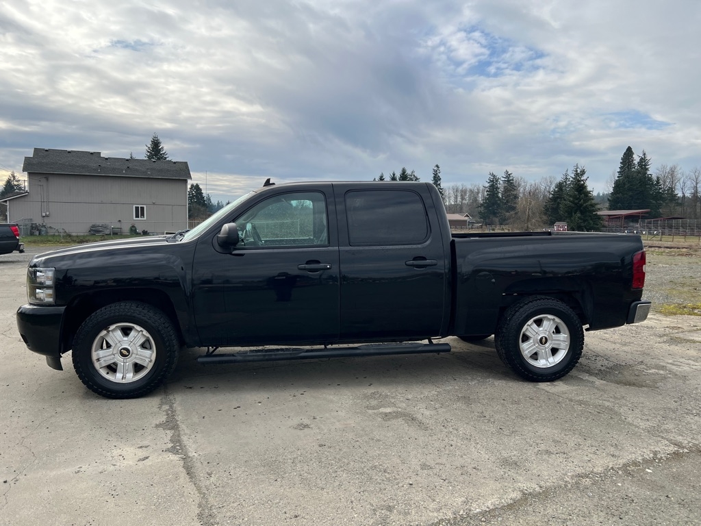 Chevrolet Silverado 1500 4WD Crew Cab 143.5" LT 2009