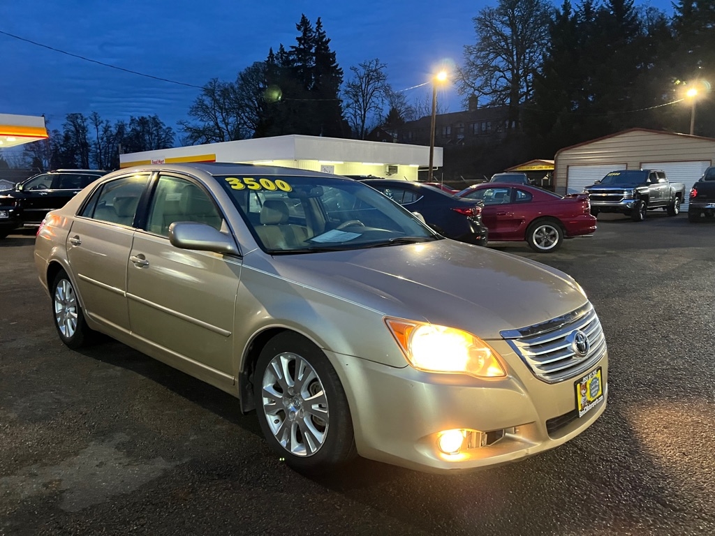 Toyota Avalon 4dr Sdn Limited (Natl) 2010