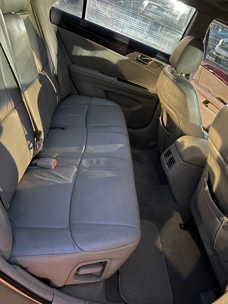 Toyota Avalon 4dr Sdn Limited (Natl) 2010