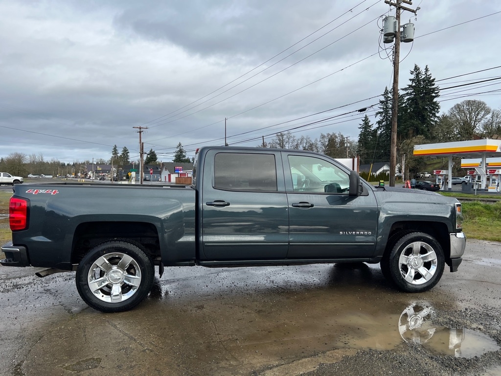 Chevrolet Silverado 1500 4WD Crew Cab 143.5" LT w/1LT 2017