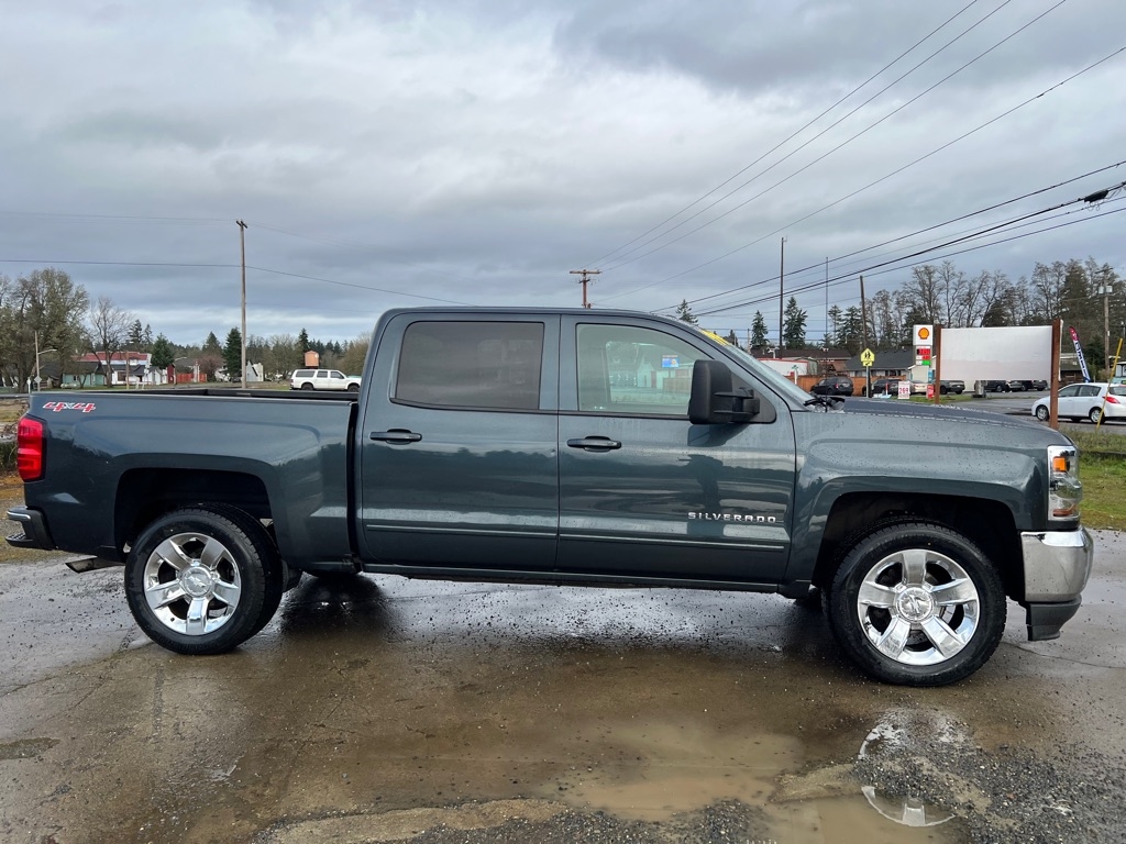 Chevrolet Silverado 1500 4WD Crew Cab 143.5" LT w/1LT 2017
