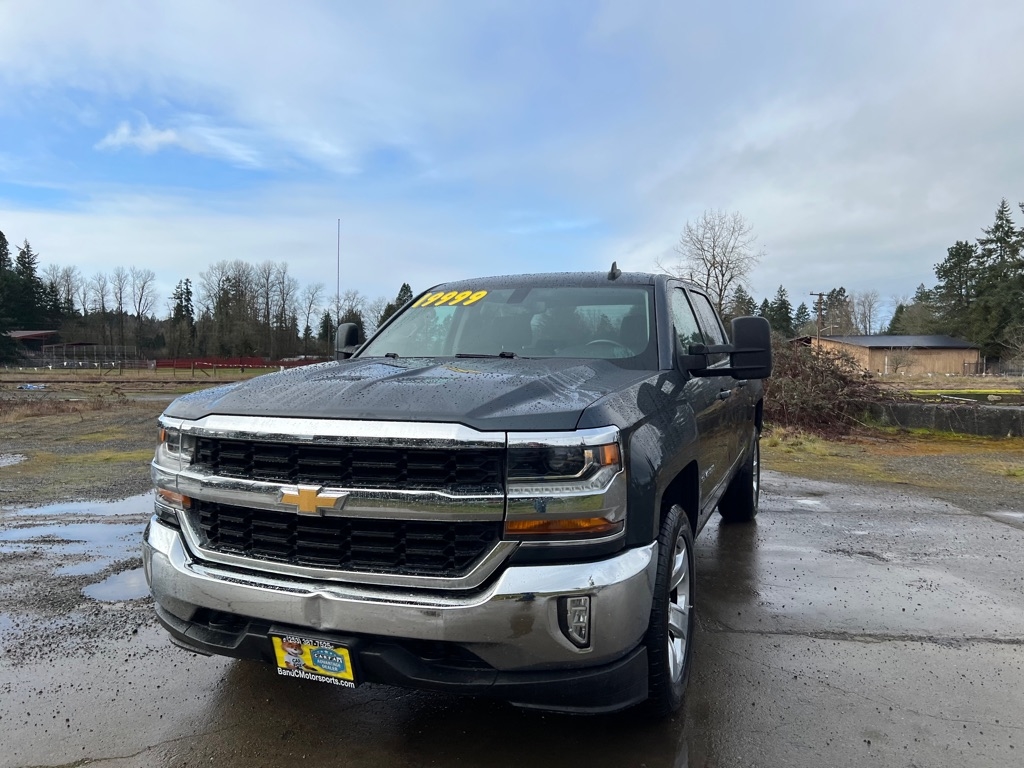 Chevrolet Silverado 1500 4WD Crew Cab 143.5" LT w/1LT 2017