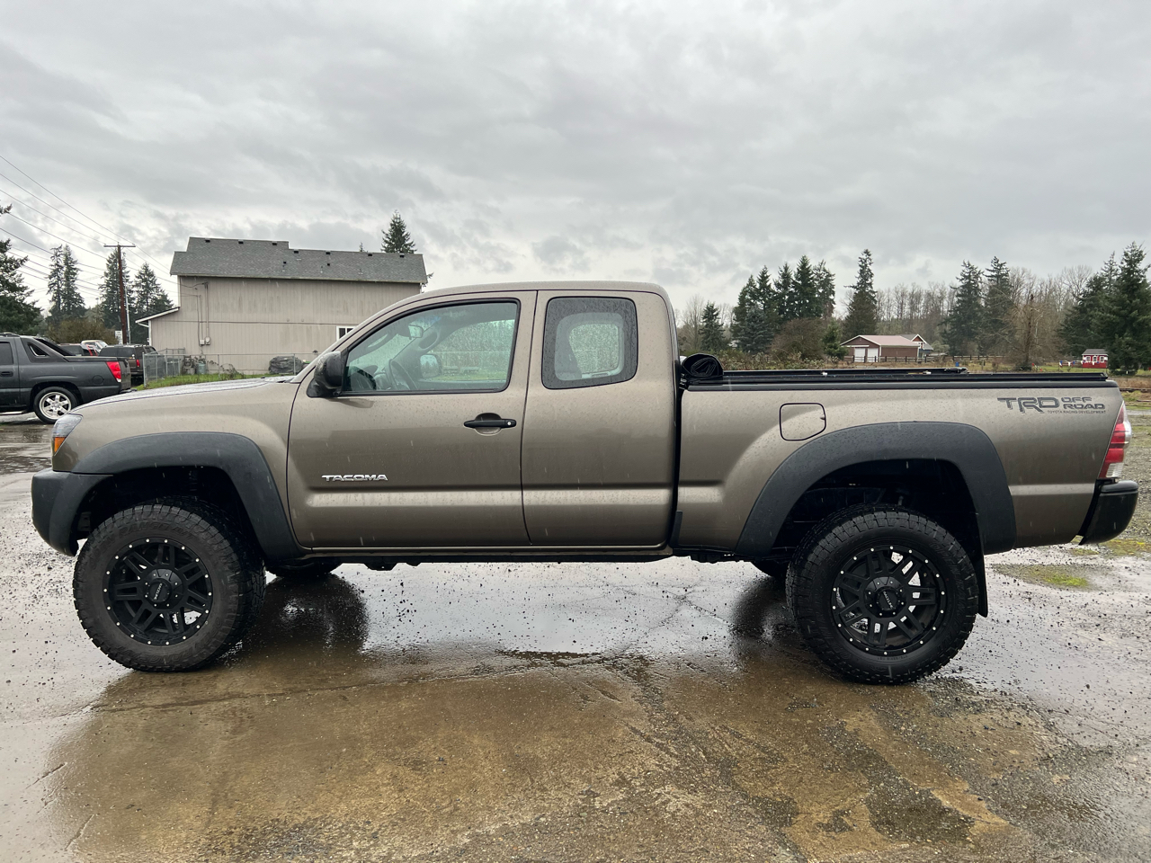 Toyota Tacoma 4WD Access V6 AT (Natl) 2009