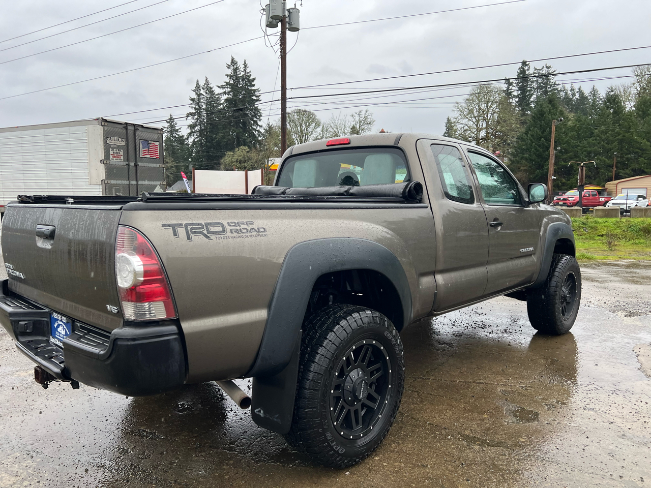 Toyota Tacoma 4WD Access V6 AT (Natl) 2009