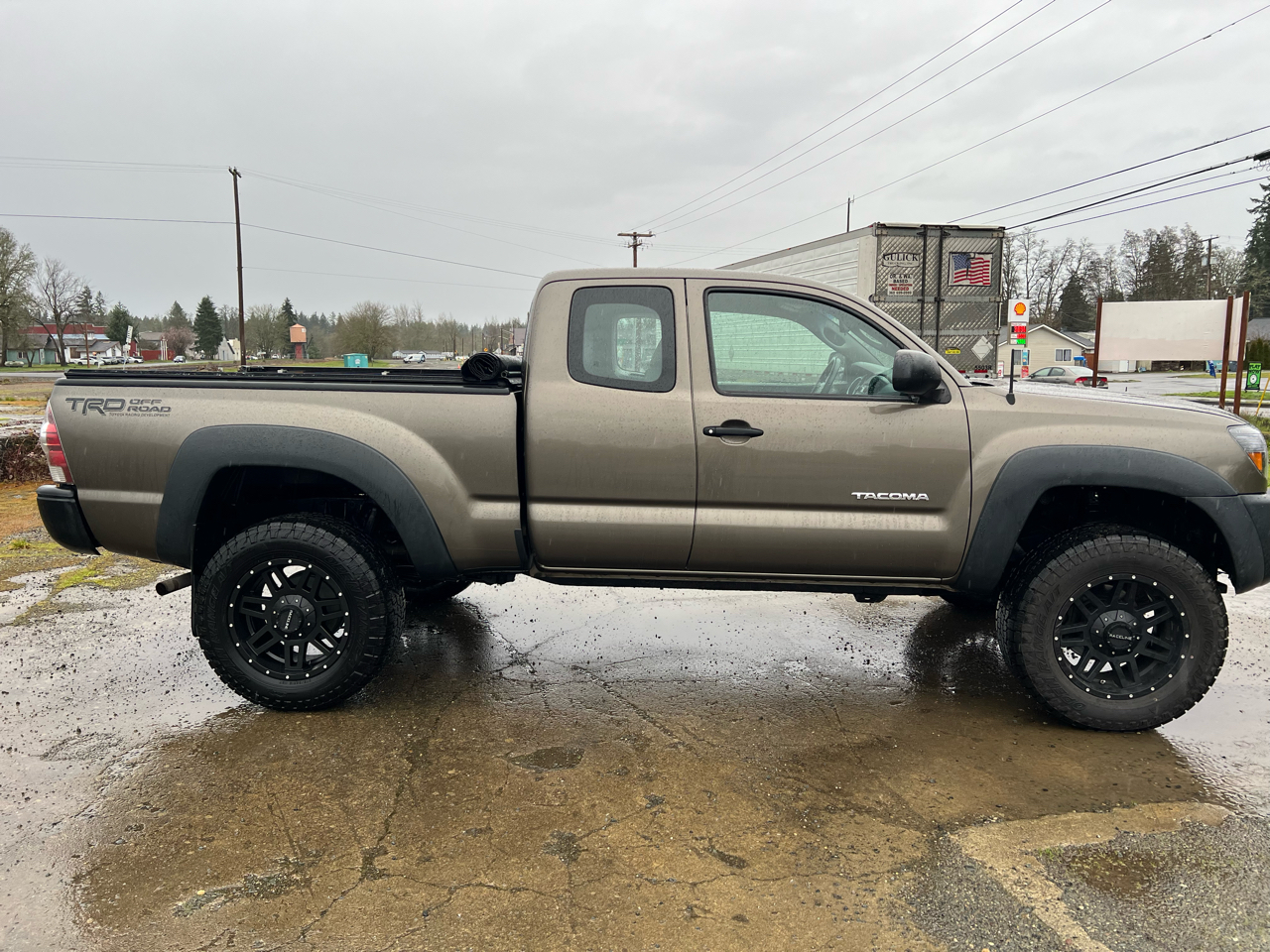 Toyota Tacoma 4WD Access V6 AT (Natl) 2009