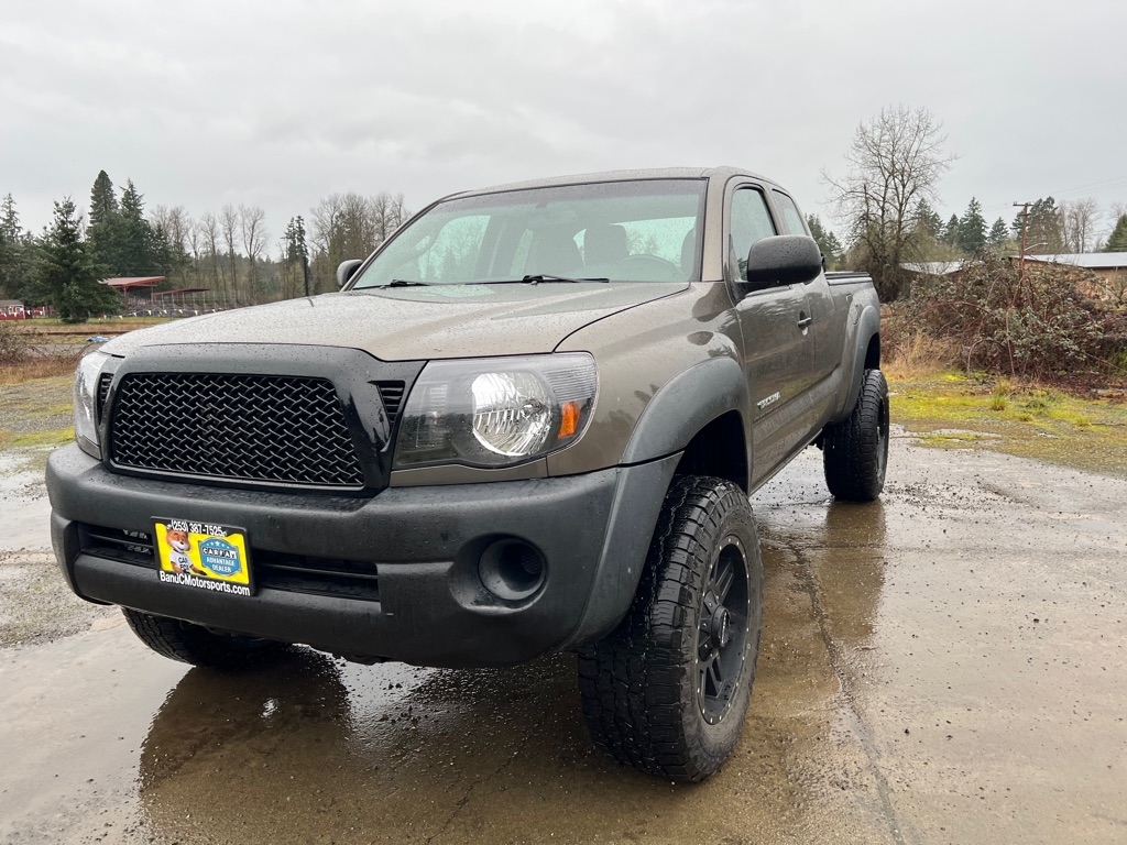 Toyota Tacoma 4WD Access V6 AT (Natl) 2009