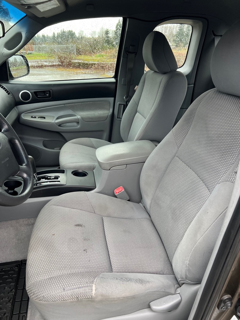 Toyota Tacoma 4WD Access V6 AT (Natl) 2009