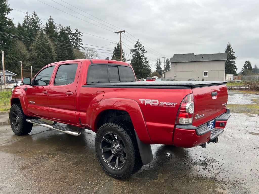 Toyota Tacoma 2WD Double Cab LB V6 AT PreRunner (Natl) 2015