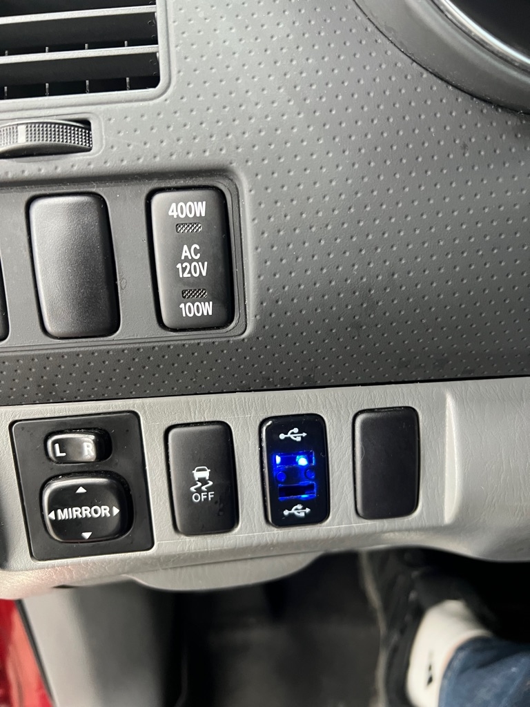 Toyota Tacoma 2WD Double Cab LB V6 AT PreRunner (Natl) 2015