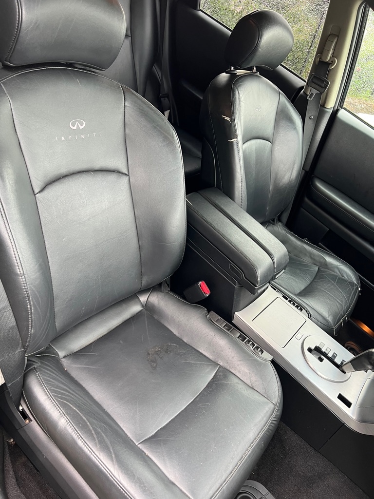 Infiniti FX35 4dr AWD 2004