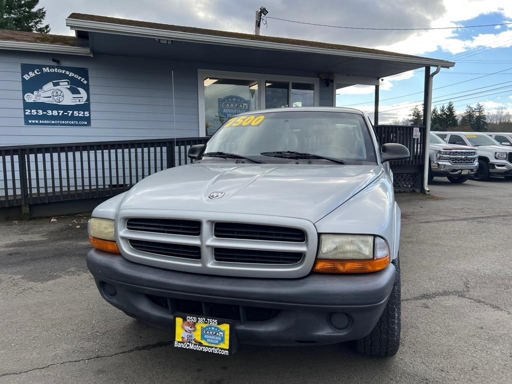 Dodge Dakota 2dr Club Cab 131" WB Base 2003
