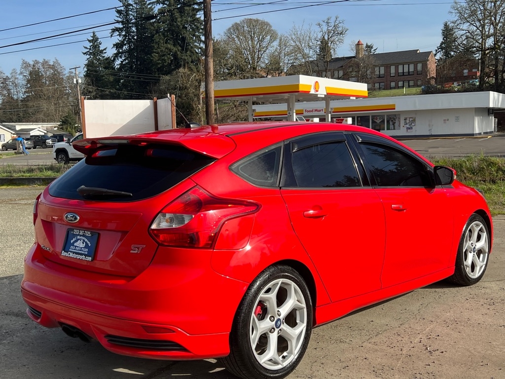 Ford Focus 5dr HB ST 2014